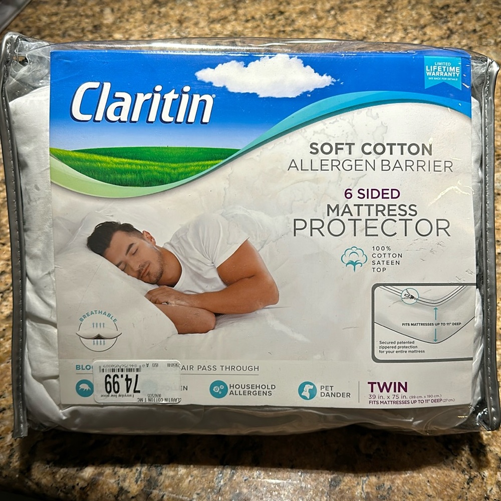 Claritin Mattress Protector for Twin Bed